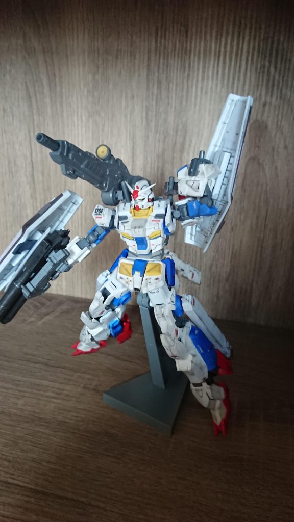 微妙にダサいポージング