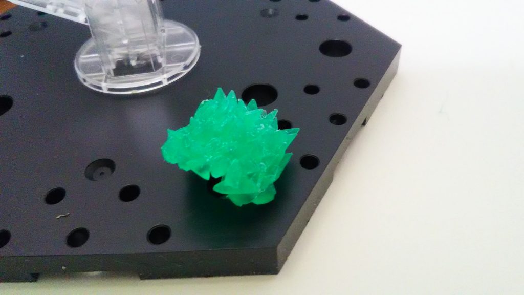 同化結晶は粉々にしたクリアグリーンのランナーを瞬着やGクリヤーを使って固めたもので作りました。
 覚醒ユニコーンの再現なんかに活かしてみてください!
 ここまでお付き合いいただきありがとうございました。