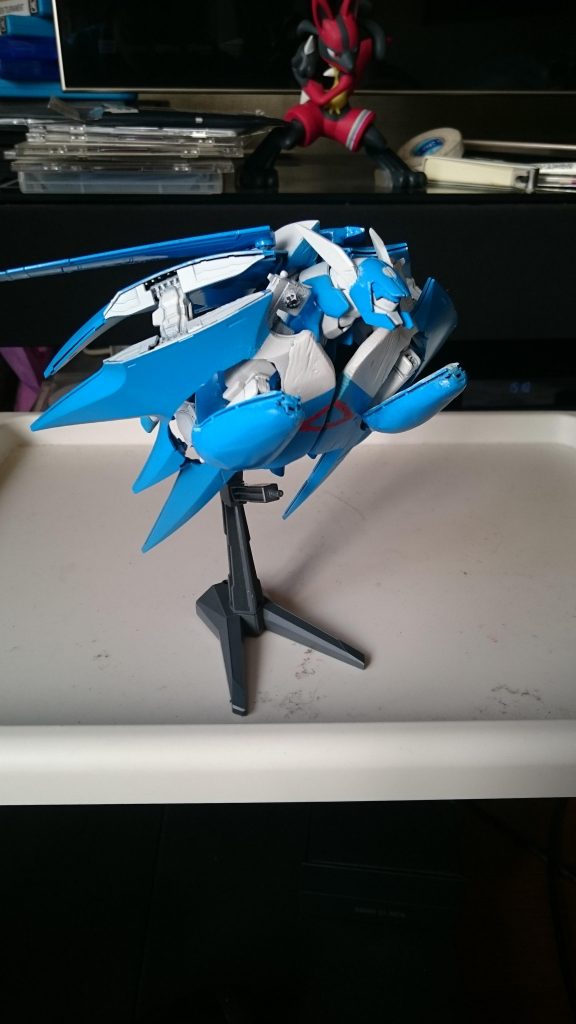 更に前のラティオスです。コレジャナイ感半端ないです。でもコレが僕にとってラティオス製作のスタート地点です。