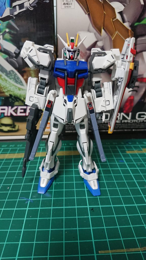 本機はEX計画から完全に外れており、EXの系統と言うよりはGNの系統と言った方がよい。
 全てを見た機体は次の世代へと希望を紡いでいく......