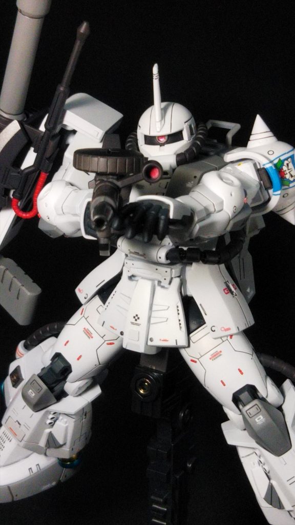 ザクマシンガンもORIGINのモノではなく、先述したホルダーにマウント出来るジョニライのザクマシンガンを採用