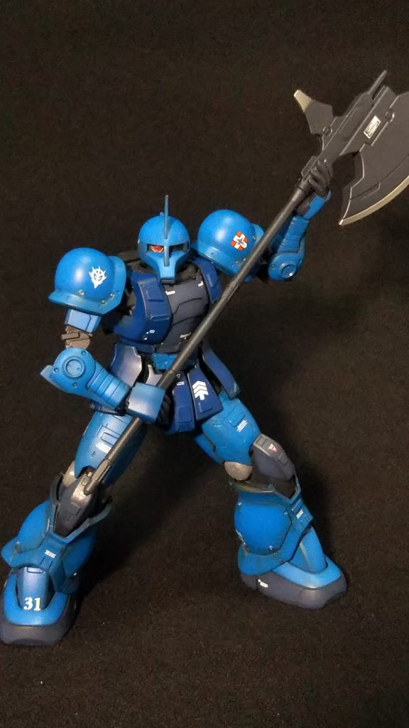 ビッグアックスを構えてのアピールショット