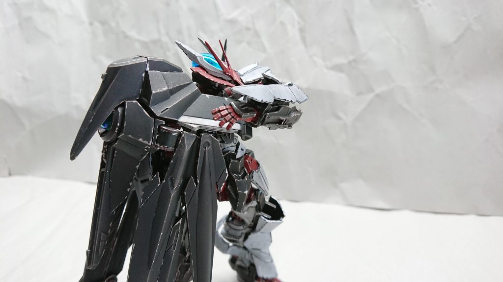 HG ガンダムアストレイノーネイム–4枚目/制作者：しらいし