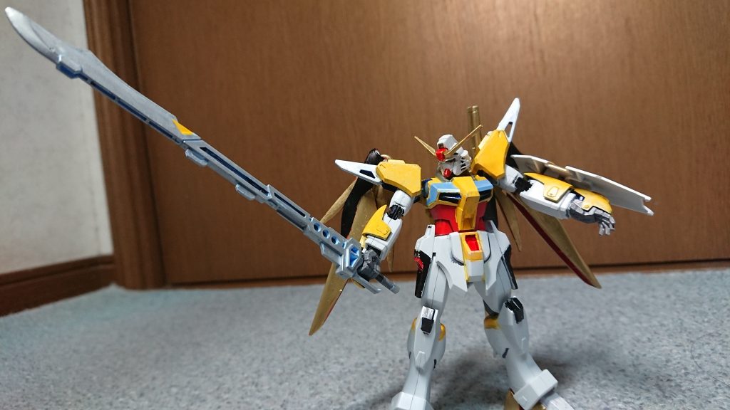 アロンダイト
ちょっと分かりにくいですがガンダムマーカーシルバーで塗装してます