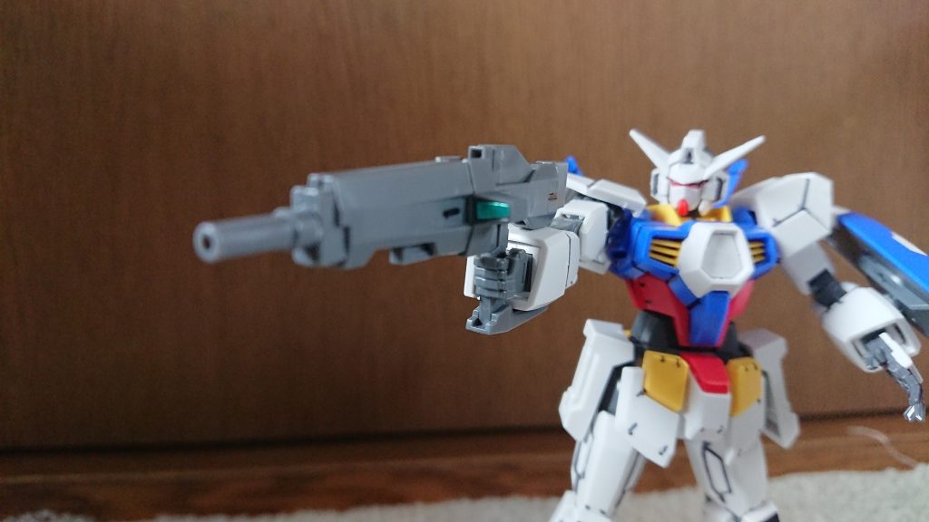 ガンダム然としたシンプルなデザイン好きです