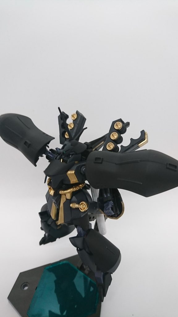 ファンネルラック展開ギミック。