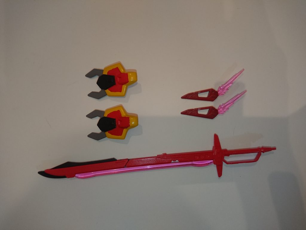 武器のパンツァーアイゼン ブーメラン 対艦刀 です!
ビームの色を変えたい!緑にしたいクリアグリーンにしたい!バンダイさん出して!透明かクリアグリーン出してお願いします!