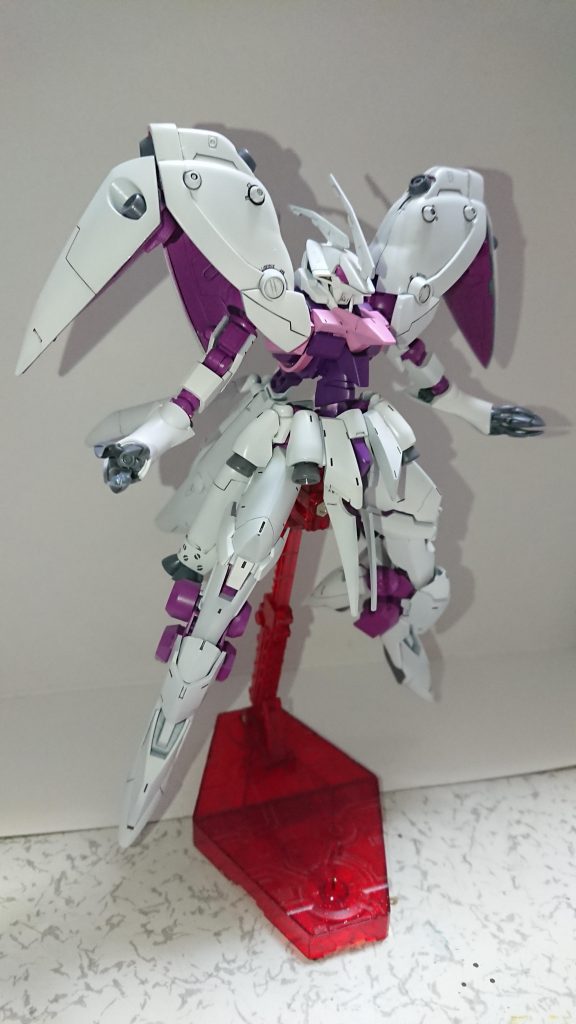 近距離戦闘モードです。一気に後身長に。