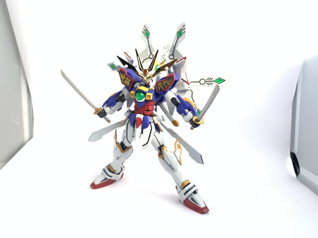 武装その2號斗丸の基本装備熱破刀と爆烈刀！ぶっちゃけどっちがどっちかわからないぞ。リアル体型だと短いけど手数で押すスタイルなので短刀の二刀流なんだという脳内設定で補完する