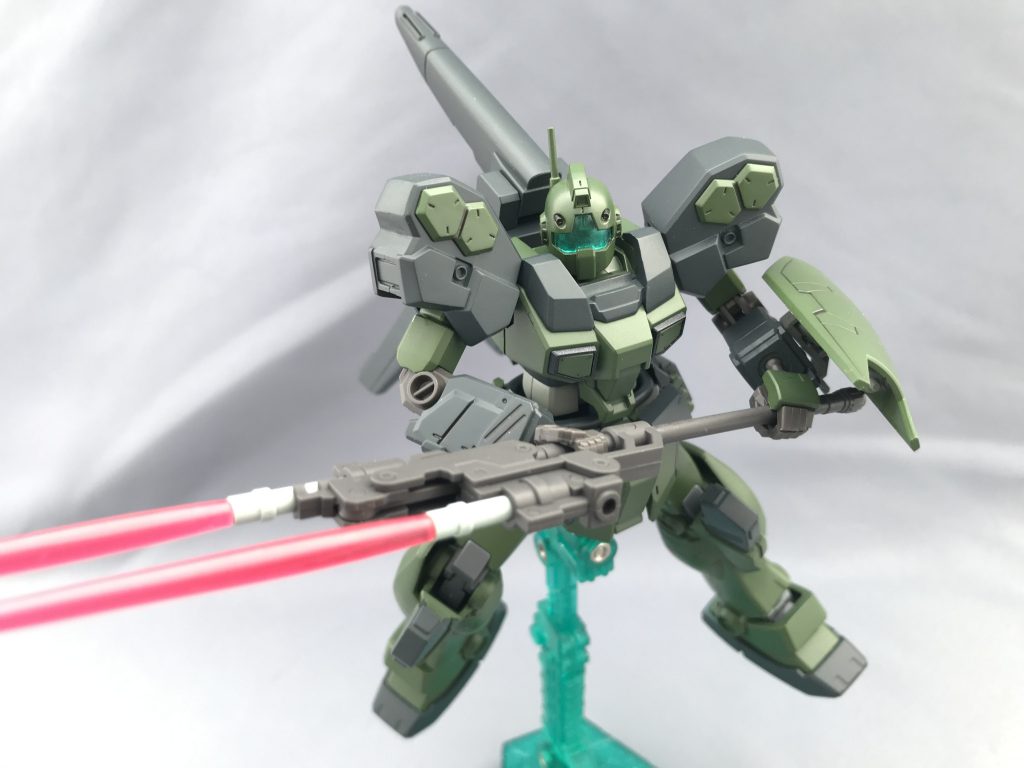 もちろん両手持ちも可能です。