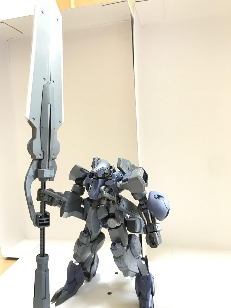 グレイズの約2倍の大きさ
対MSよりも対艦・対MAに使われる