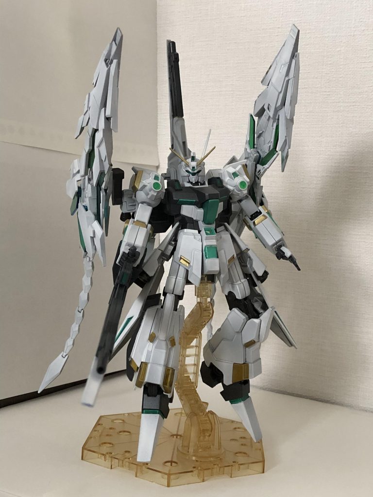 正面。UCの機体だけでミキシング