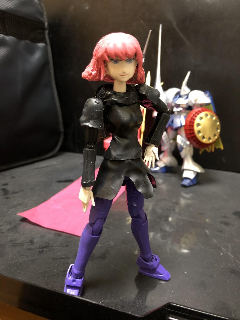 ハマーン様「フンっ、くだらんな。眼はフィギュア系の命だという事を知らんのか。シールに頼っているようでは、いつまでたっても上達はせぬ。貴殿の理想とやらも、たかが知れているというものだ。」
ozy「く....。流石だな、ハマーン・カーン。そこまでハッキリ物を言うとはな!だが、まだまだこれからだ…私が望んだ終幕は!」
ハマーン様「ならば見せて貰おう!その終幕とやらをな。」