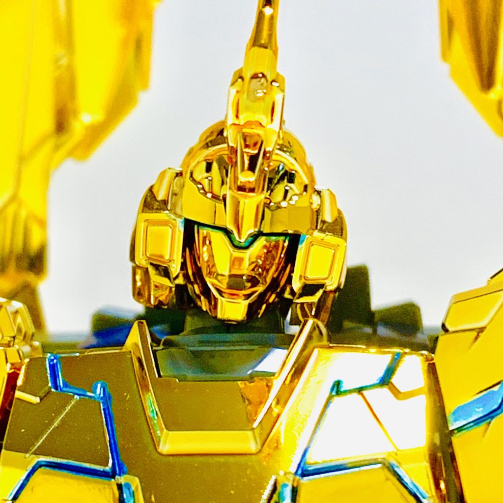 【彷徨えるリタ】ユニコーンガンダム３号機 フェネクス(ユニコーンモード)–4枚目/制作者：鉄槻 緋色