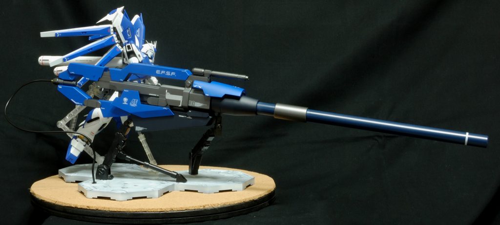 ハイパーメガバズーカランチャーで７０ｃｍ弱あります