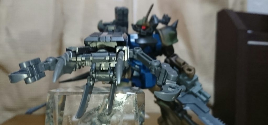 攻防一体型換装式義手＜クロコダイル＞