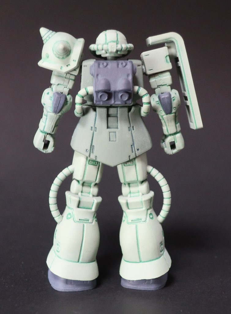 合わせ目消しどころかバリ取りもよほどひどいもの以外は放置しましたが、
サイズのせいかそれほど気になりません。
小さいけどとてもいい造型だと思います。