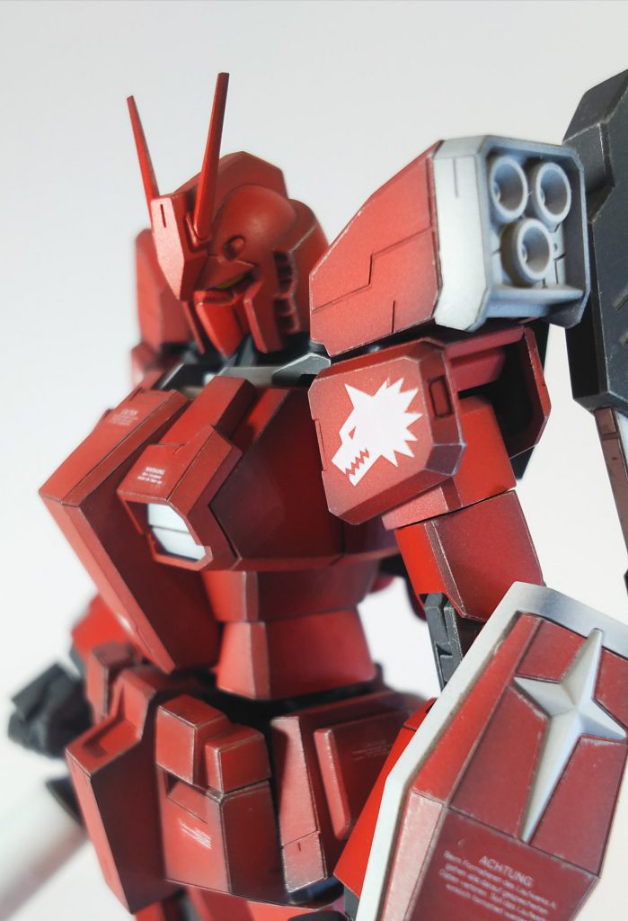 デカールは遊び心です、気に入ったものをペタペタペタ貼ってます！