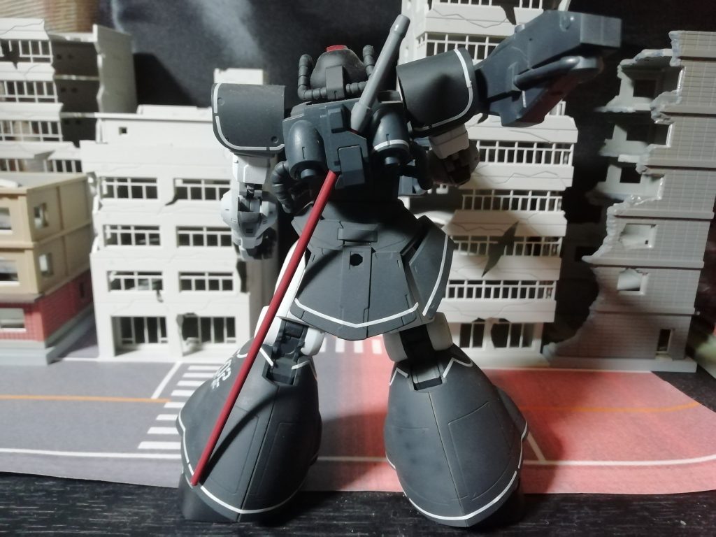 ドム　試作実験機–2枚目/制作者：新人メカニック