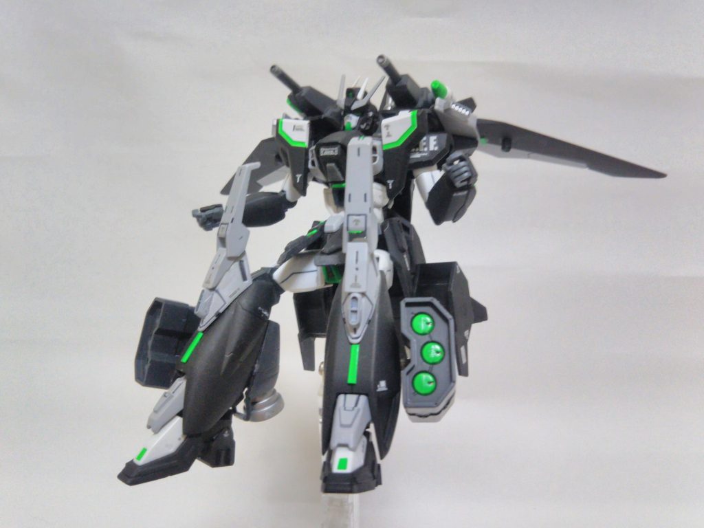 3連式ミサイルランチャー×2