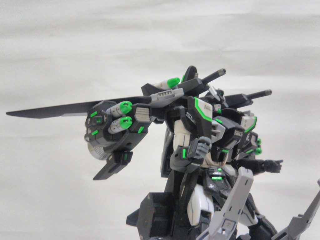 ホーミングミサイル×4