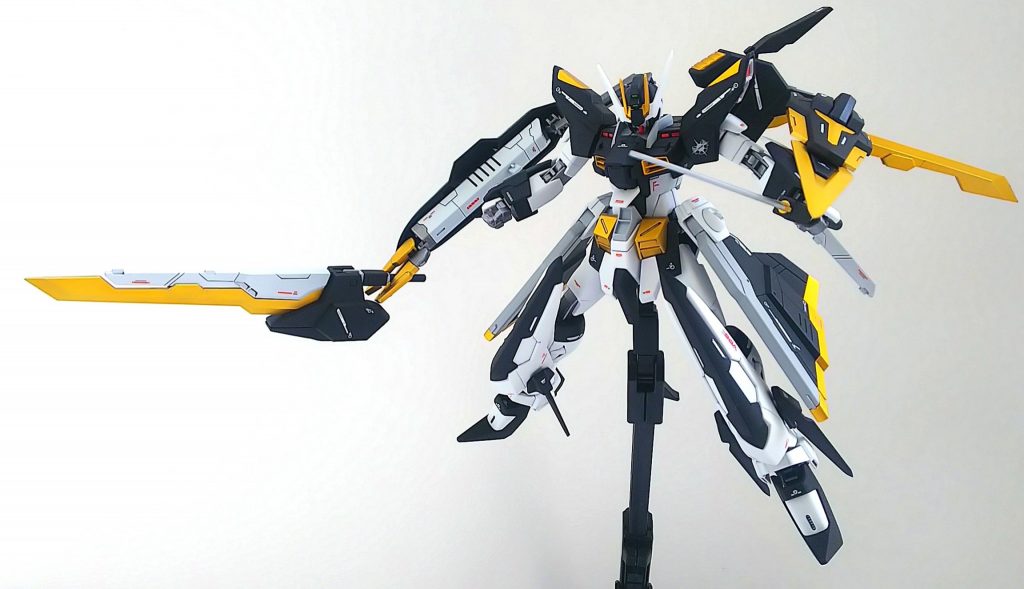 片翼、片剣など様々な形態を再現可能です。