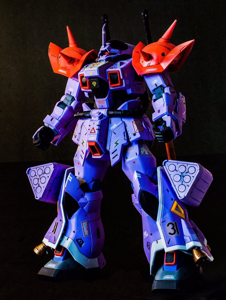 まずは正面から!まずブルーから色をガイアカラーのラベンダーを使用し、元のイフリートの色を壊さないように色を変えました!