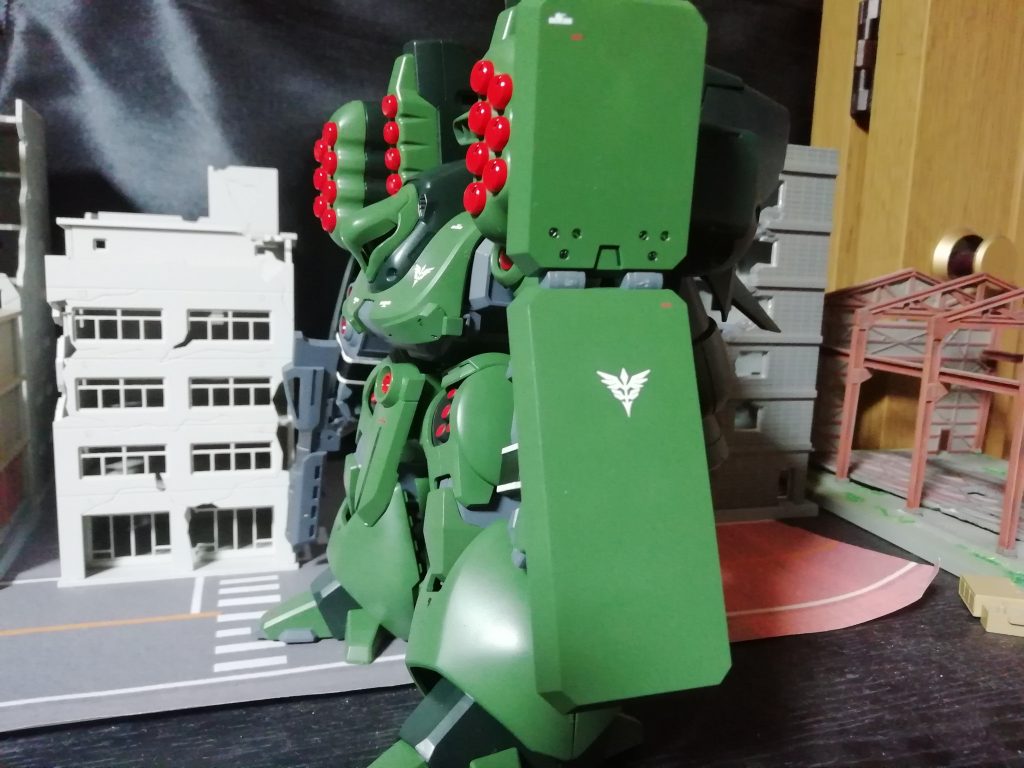 ズサ　UCver–2枚目/制作者：新人メカニック