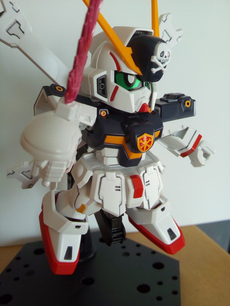 ビーム・ザンバーはメタ赤で塗りました。