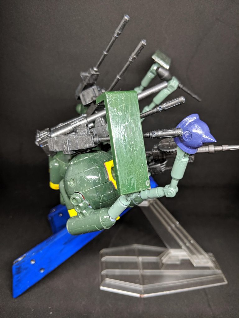 武装
ザクマシンガン
180mm低反動キャノン砲
二連装15キャリバーキャノン砲✕2
シュツルムファウスト✕2
シールド✕2
スパイクアーマー