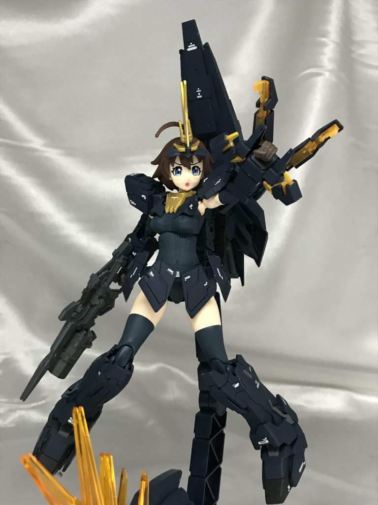 左手のクローはキットにあったのをそのまま移植。
設定ではないのですが、左手が寂しかったので嬉しいです(*゜ー゜)