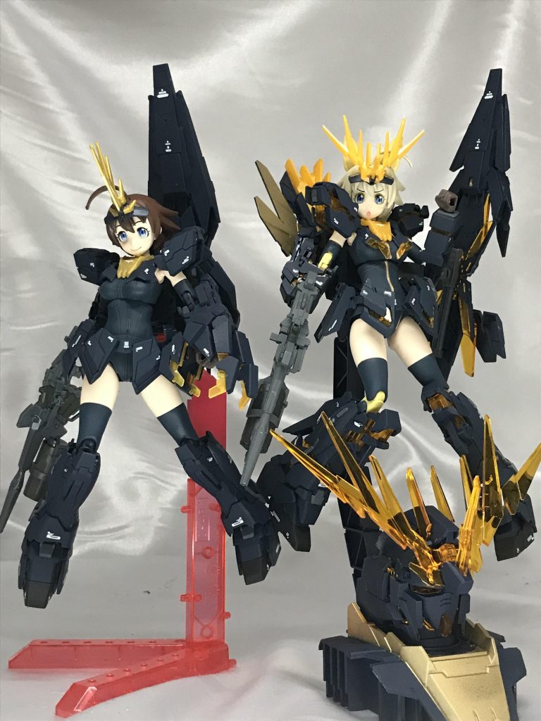 DEと。
ド派手に輝くDEもいいですが、キットとしてのおさまりはUCの方が好きです。