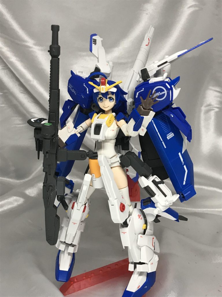 デカールは市販のものをそれっぽくはりつけました。
足の重さでナミさんご自慢の足腰の可動が死んでいるのが辛い…