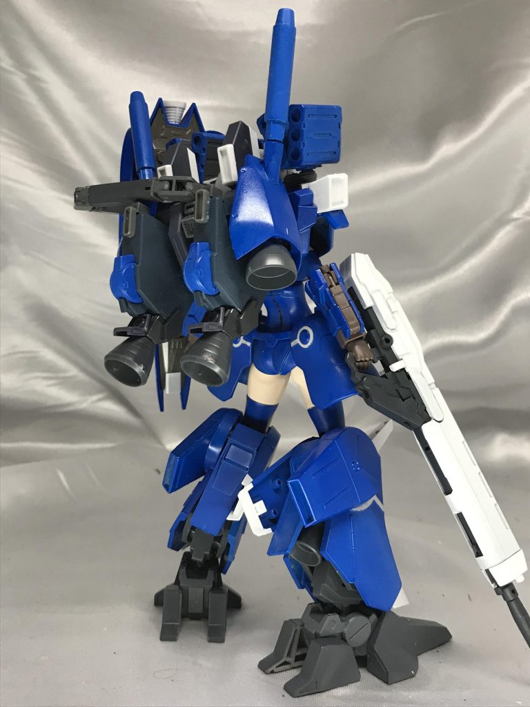 バックパックはノーマルのシルヴァバレトをつかってインコムを再現。