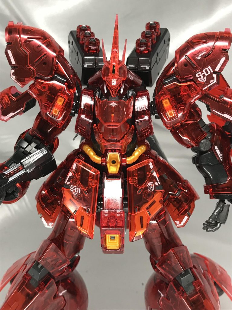 もう宝石や…とにかく美しい。
内部フレームを銀などで塗るとかしたら物凄そう。