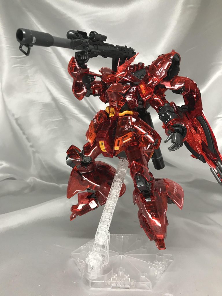 ロケットバズーカ。
これ似合わん奴いるのかってくらいかっこいい。
ただサイズに難があり、肩に担げず浮きましたw