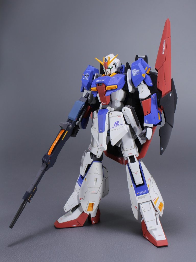 ライフルとシールドの標準装備。