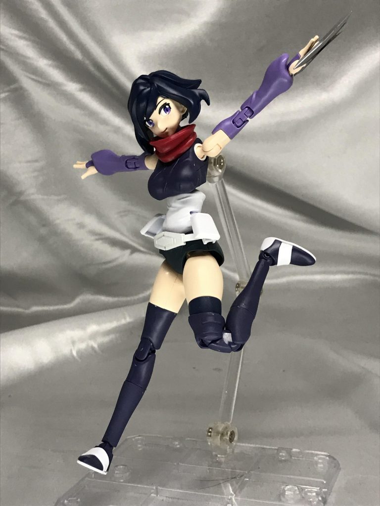 けしからん、しかし美しい足。
バックショットも撮ったのですが、お尻があまりにけしからん過ぎて
個人的なフォルダにしまっておきました。