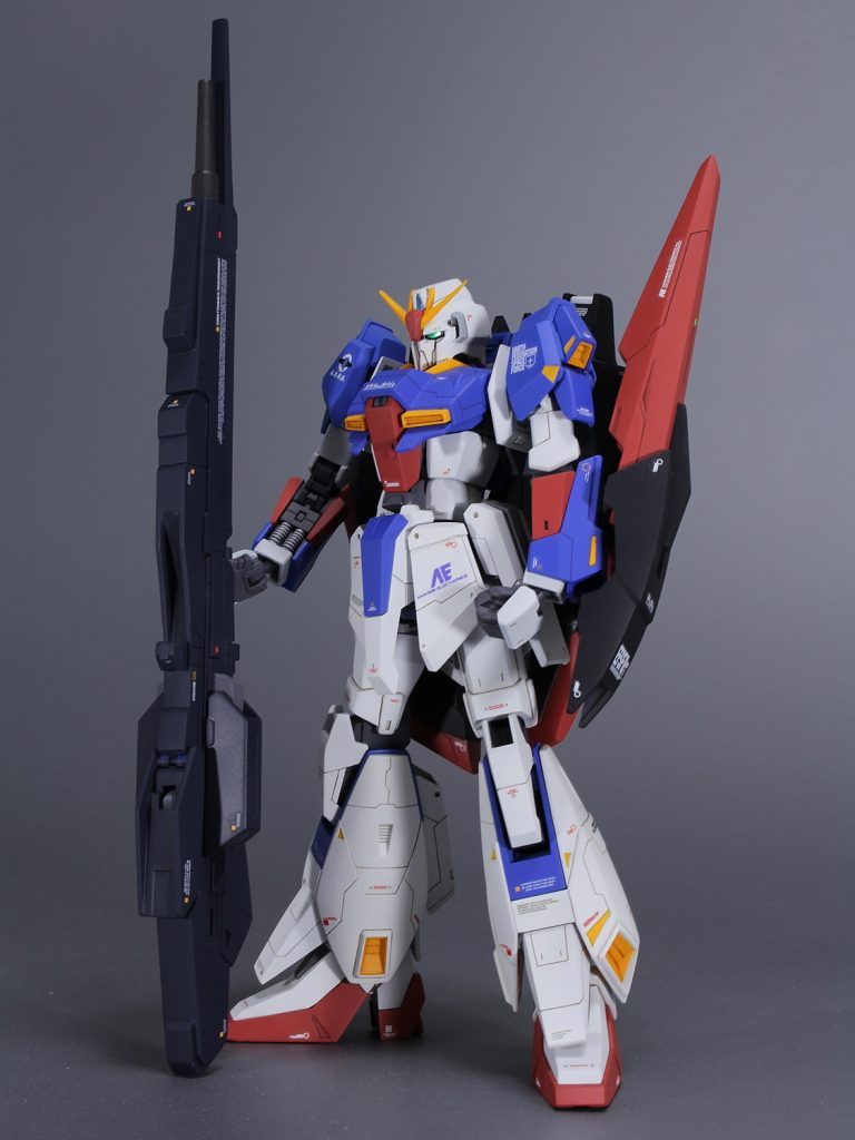 メガランチャーを持たせてみました。