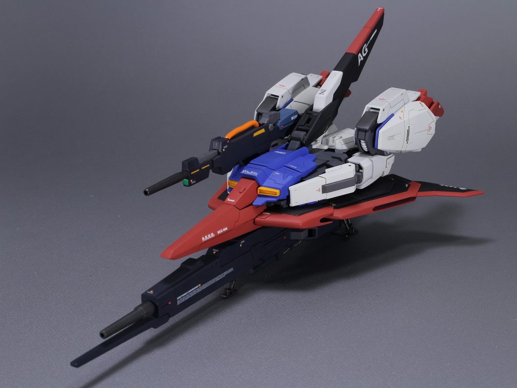 ウェーブライダーに差し替え変形です。メガランチャーとライフルを装備。