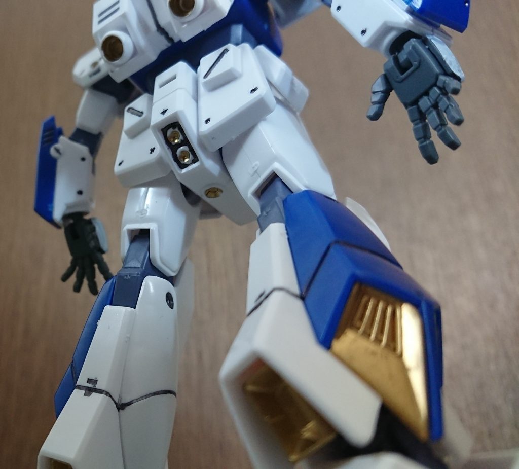 バーニア内も金です
チョバムアーマーは組みませんでした
機会があったら組むかも