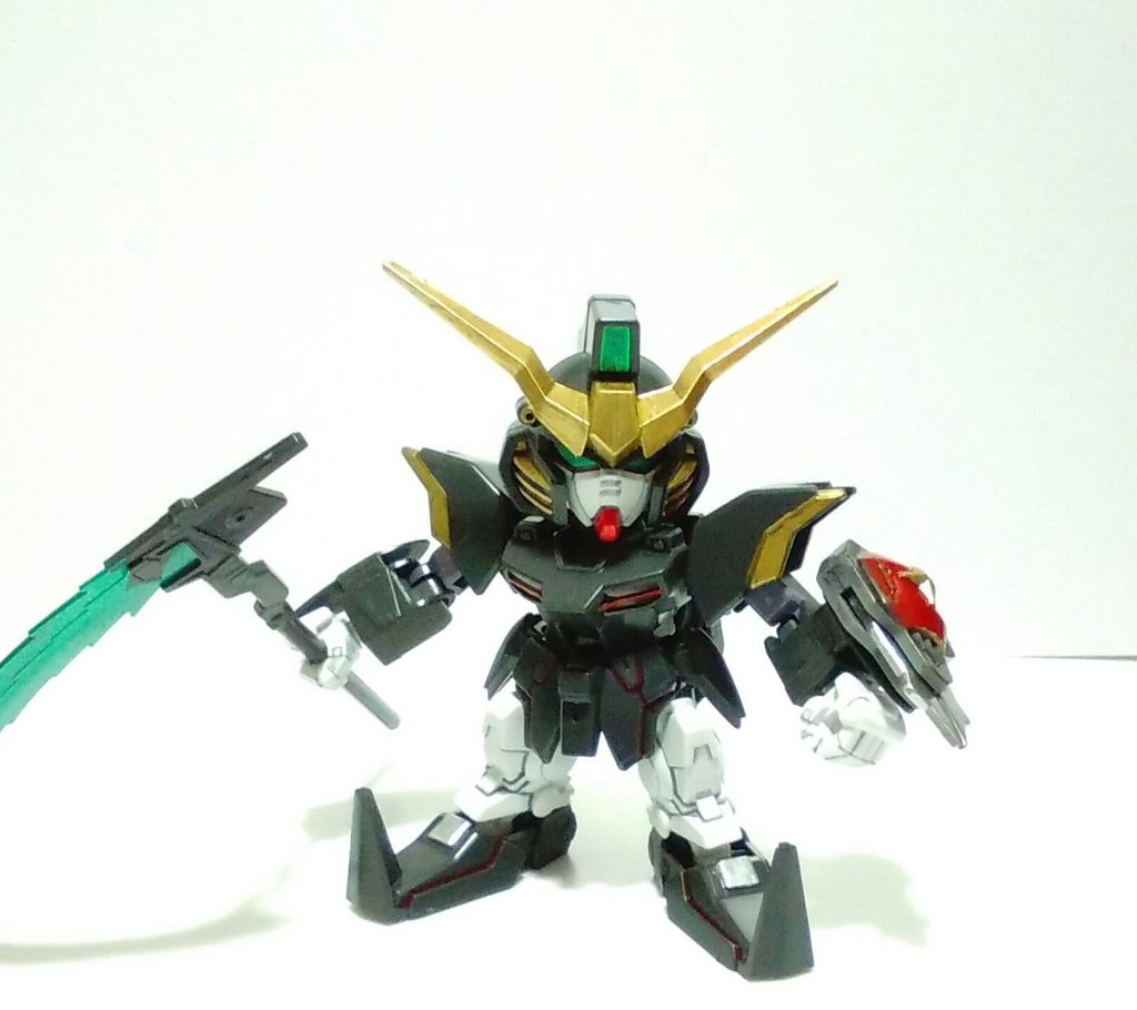 脚はsdexエクシアを使ってます。カラー的に白なので選んだのですがエクシアの脚が少し短めだったからか自分好みのスタイルになりました(о´∀`о)