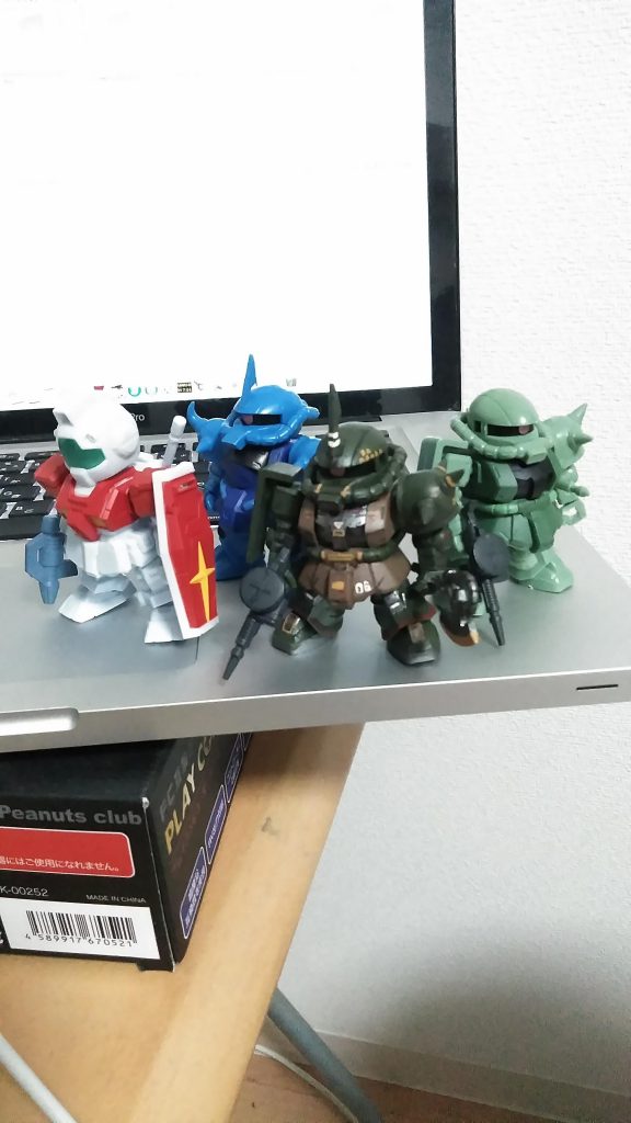 他の機体もおいおい塗っていきます〜❤(ӦｖӦ｡)