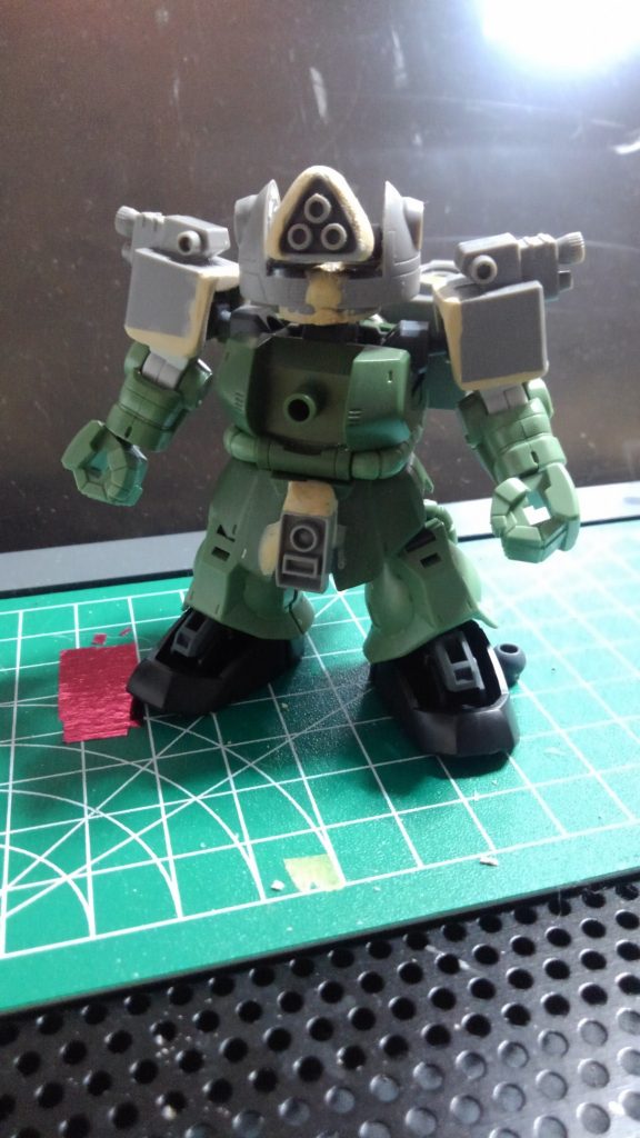 大体の形が出来たころですがここだけ見るとクロスシルエット部分が大半なのがわかりますね。