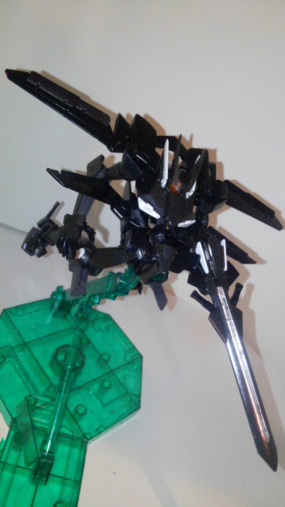 フラップ展開によるエアブレーキと共に躯体の展開！
｢空中変形だと！？｣