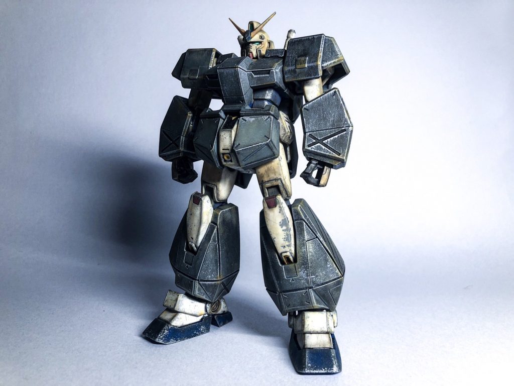 チョバムアーマー部分は本体ほど汚しておらず、こすれた金属感にチャレンジしました。

個人的にはとても好きな感じに仕上がったと思います。

今回、つや消しスプレーも初だったのですが、あれだけでかなり変わるものですね。
画期的でしたｗ