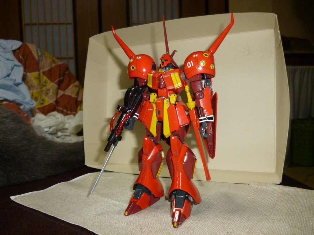 一般的な装備での立ち姿です。