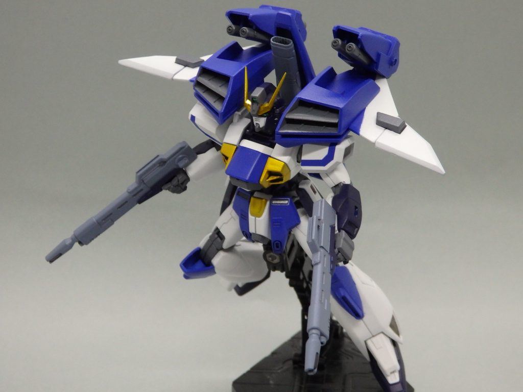 ミサイルライフルも作ることを考えていたのですが気力が先に尽きました。
なのでバースト色のミサイルが箱に封印されてます(汗