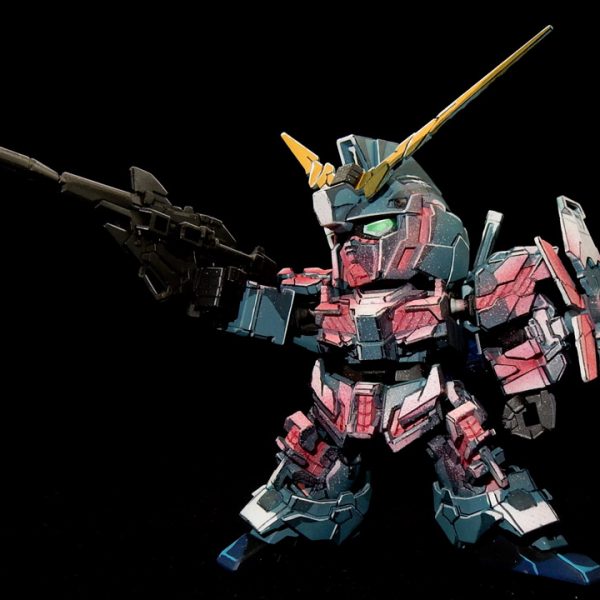 Sdcs ユニコーンガンダムデストロイモード イラスト風塗装 今日さんのガンプラ作品 Gunsta ガンスタ