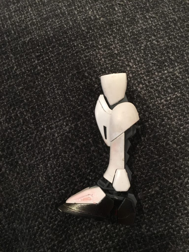 軽量タイプと言う感じで出来るだけパーツをはぶいています